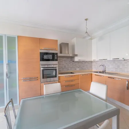 Superb Views Of Spinola Bay In Heart Of Stjulians-Hosted By Sweetstay Saint Julian's Exterior photo